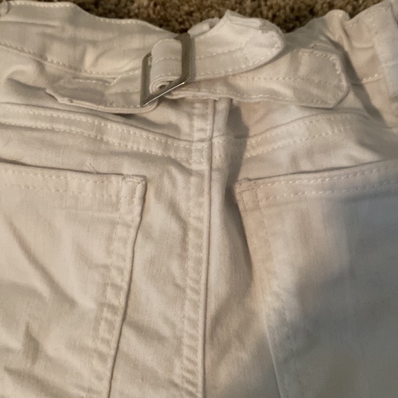 Hippie girl high-rise midi jean shorts - Picture 3 of 4